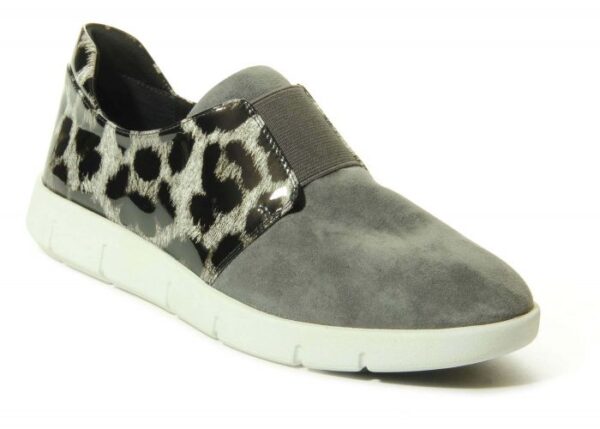 VANELi QUICK sneakers in carbon grey suede